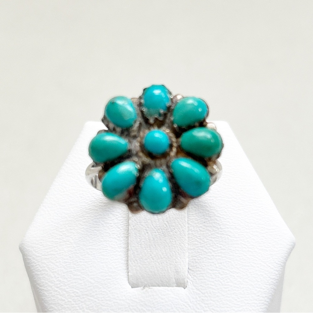Vintage Signed Eriacho Zuni Turquoise Flower Sterling Silver Ring - Picture 8 of 15